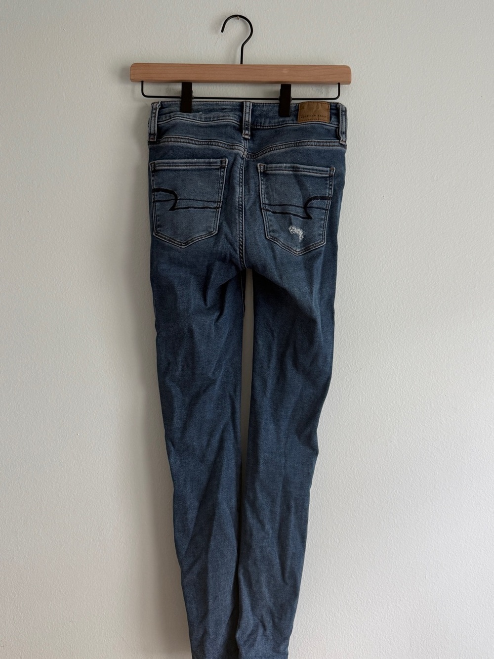 American Eagle Outfitters Distressed Dark Blue Skinny Jeans - Picture 4 of 4